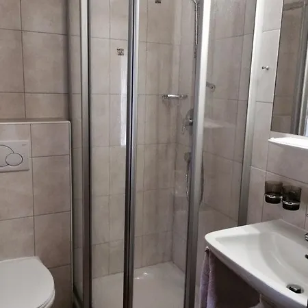 Privatunterkunft Haus Margit- Apart Via-mala