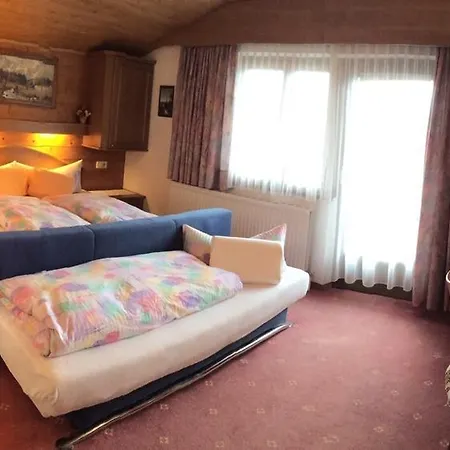 Haus Margit- Apart Via-mala Privatunterkunft